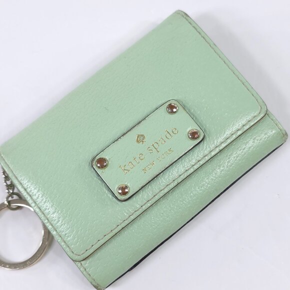 KATE SPADE NEW YORK MINT GREEN LEATHER COIN DARLA SMALL WALLET W/ KEYRING *FLAWS - Picture 1 of 16